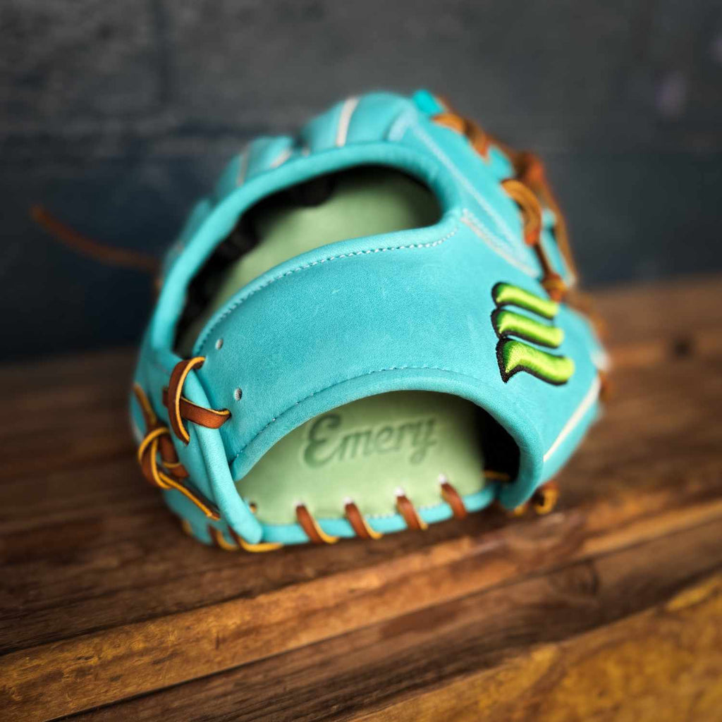 Emery Summit 1627 (Trufit™ Infield) – Sky Blue