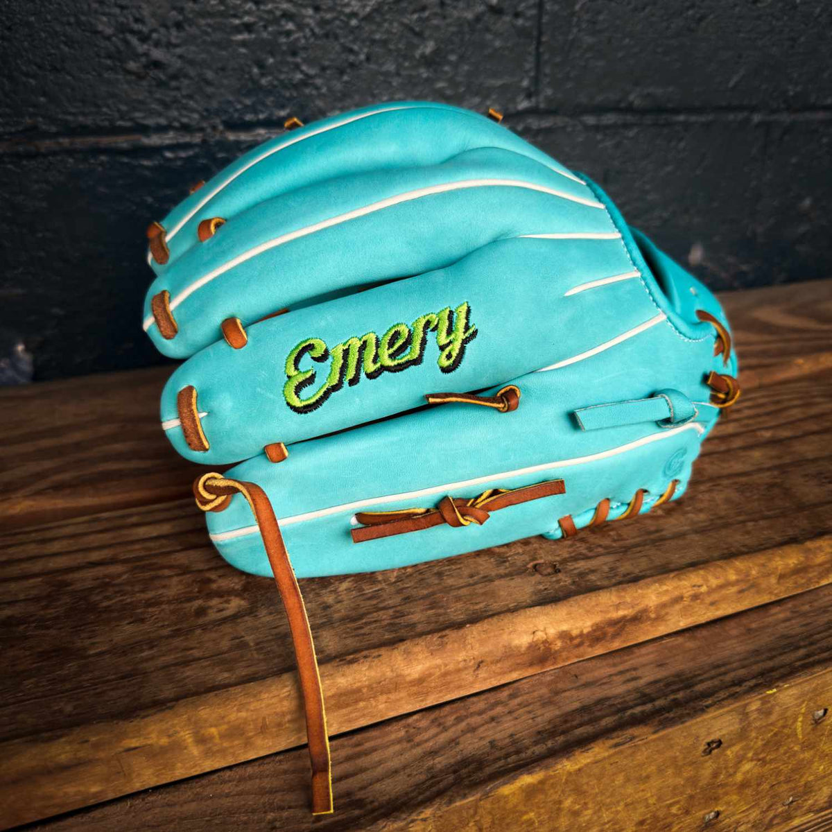 Emery Summit ELS19 Pitcher’s Glove – Sky Blue