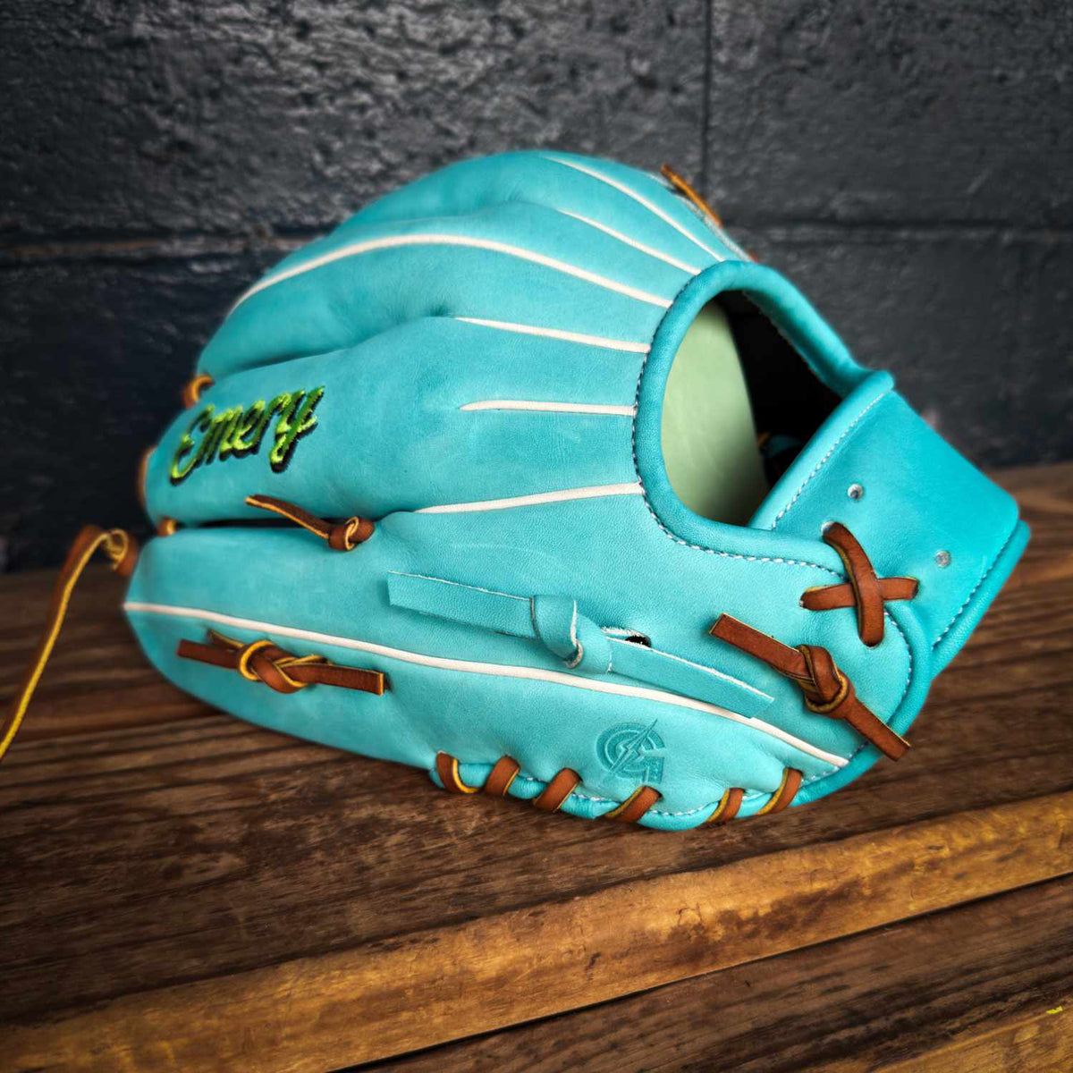 Emery Summit ELS19 Pitcher’s Glove – Sky Blue