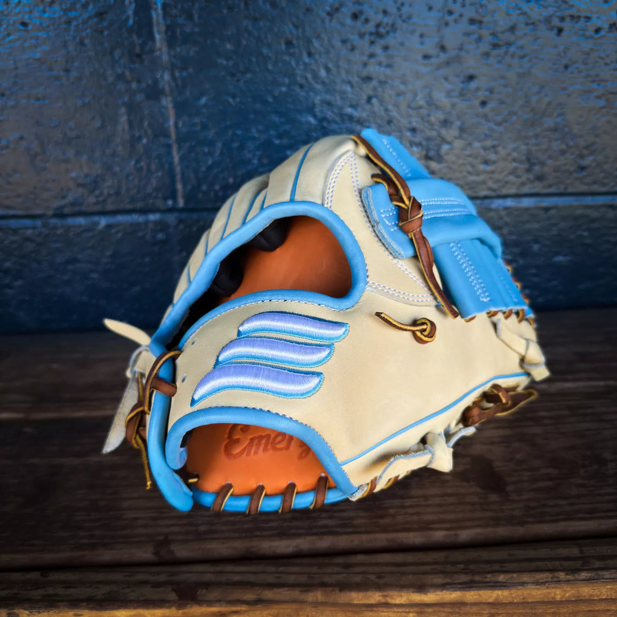 Emery Summit Pro YC52 Outfield Glove – Tan / Light Blue