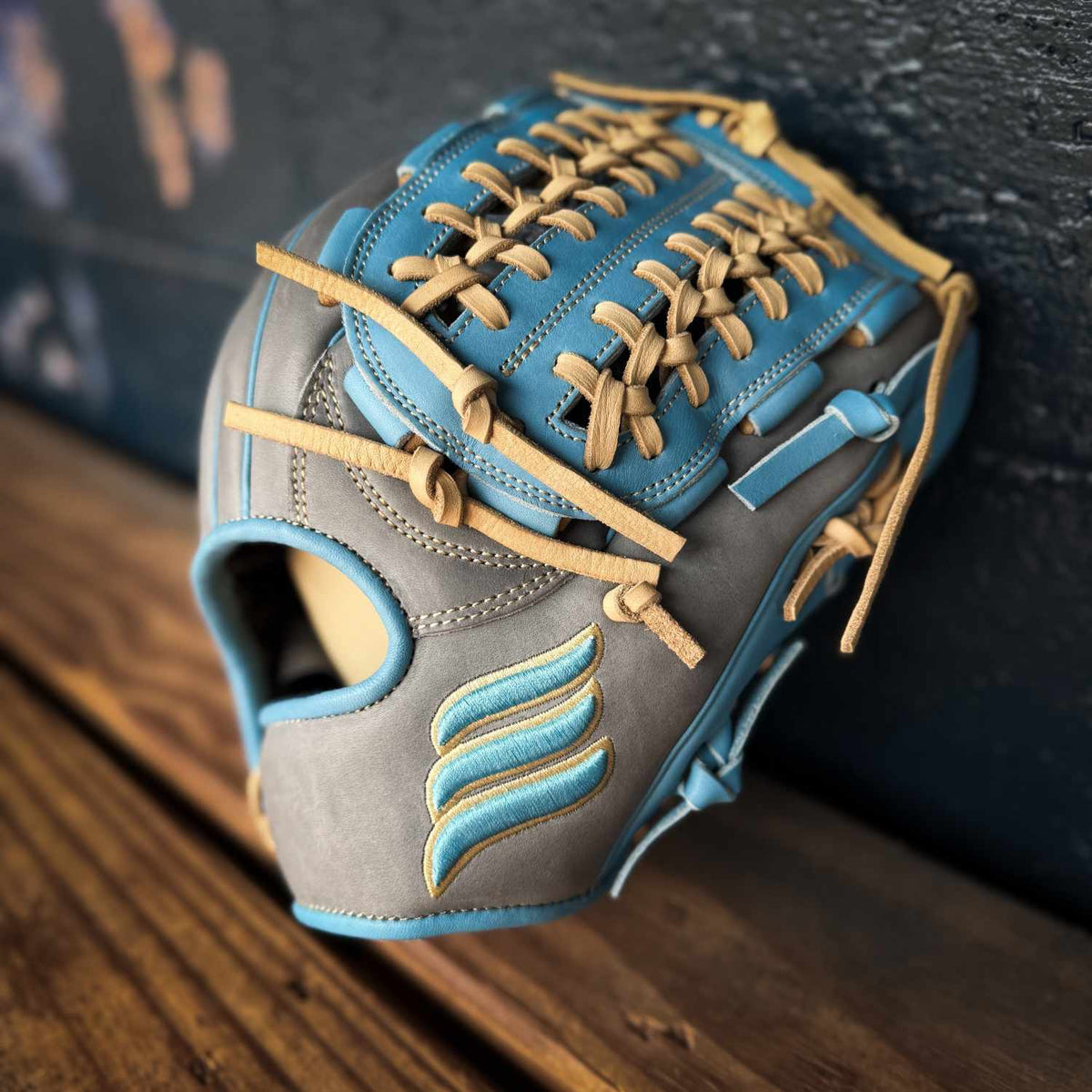 Emery Summit ELS19 Pitcher’s Glove – Grey / Carolina Blue