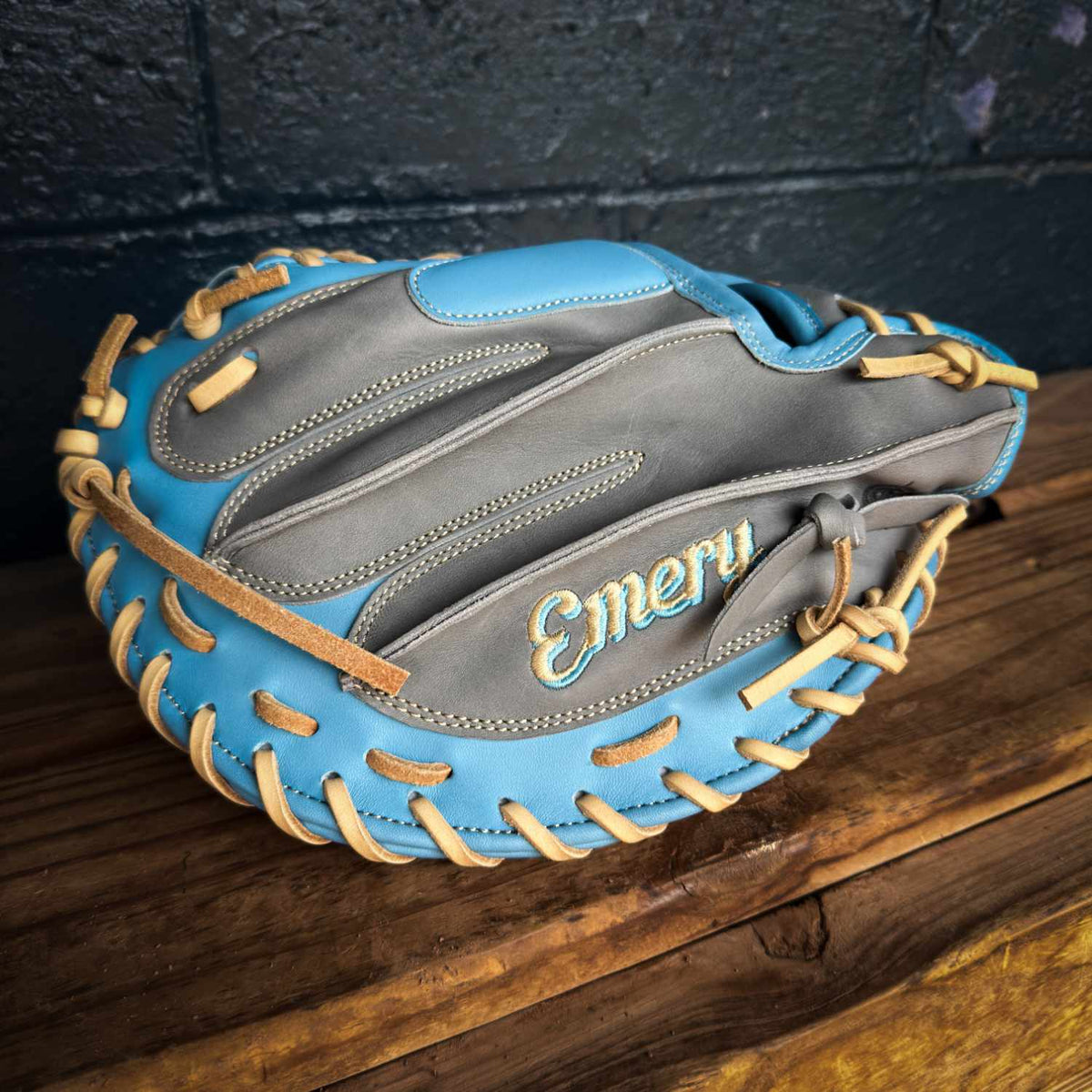 Emery Summit 1019CM Catcher’s Mitt – Grey / Carolina Blue