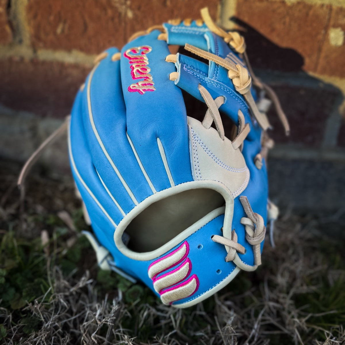 Emery 7107Y Youth Glove - Blonde / Light Blue